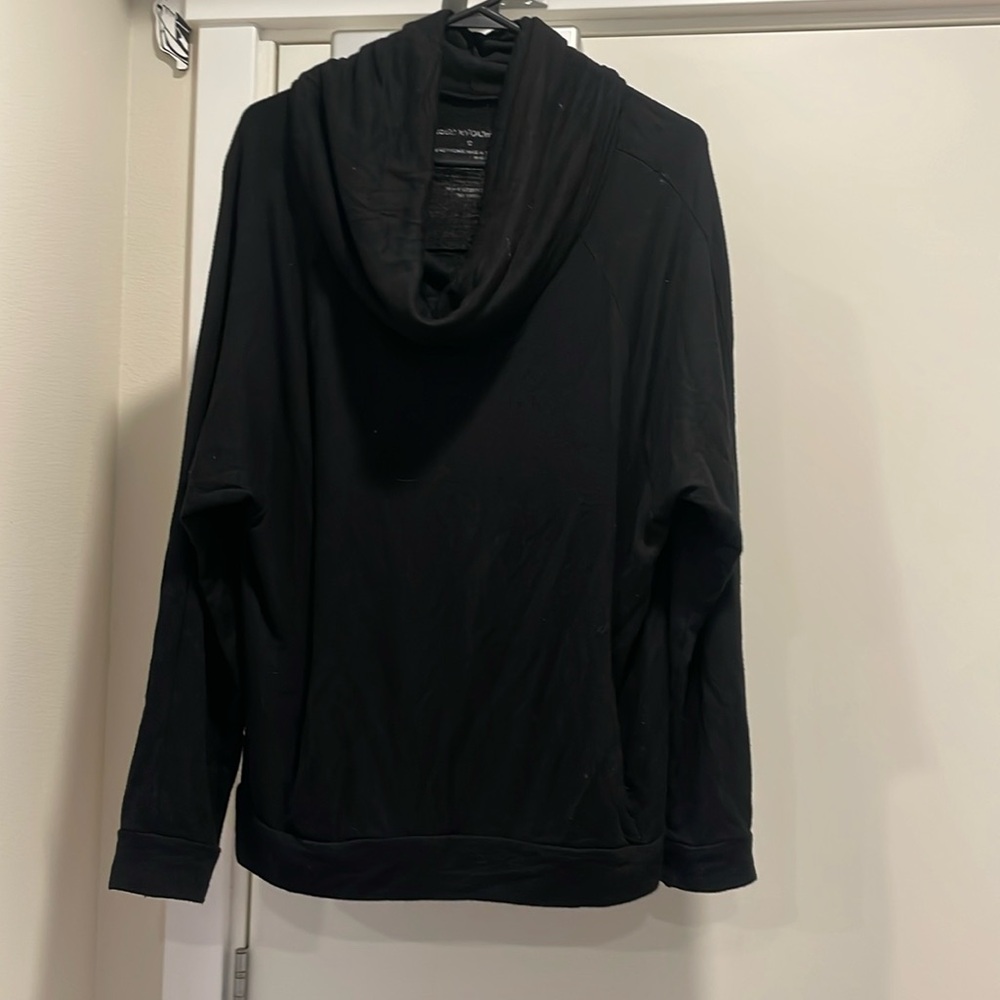 Big neck turtleneck shirt
